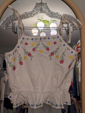 mo:vint Embroidered Floral Tank